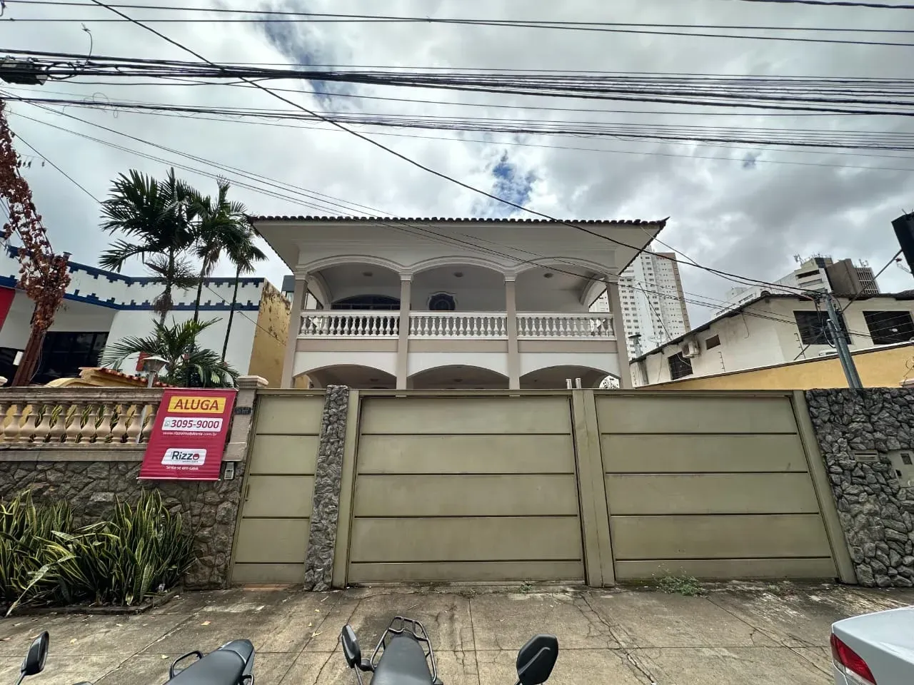 Sobrado Comercial Setor Marista