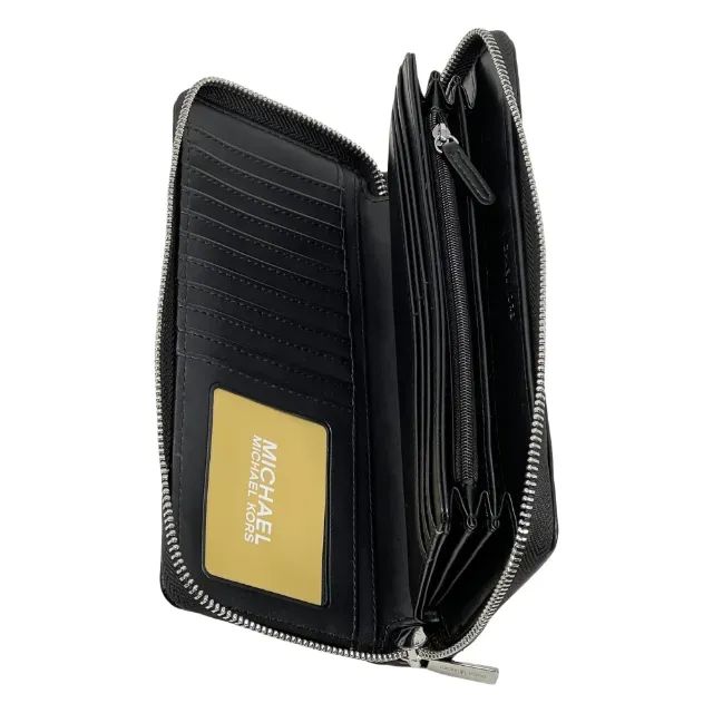 Michael Kors - Carteira Grande Acolchoada de couro Vegano com zíper Continental - Preta - Foto 3