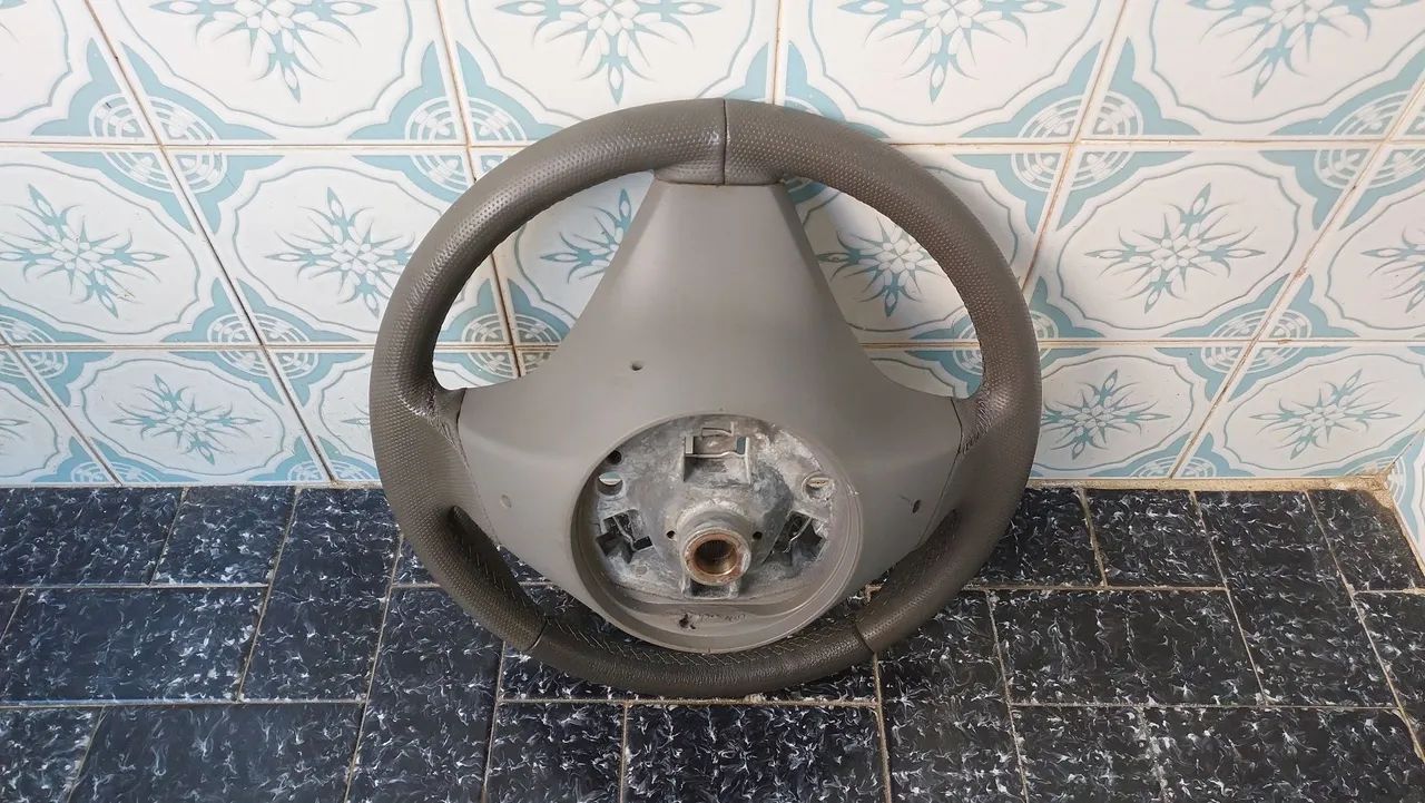 Volante Original em couro linha Fiat - Foto 2