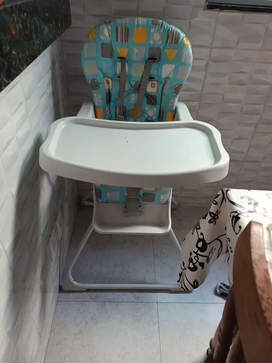 Cadeira de Alimentação Infantil