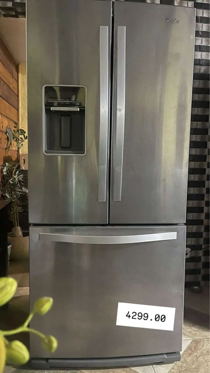 Geladeira 3 portas preta e inox - Foto 2