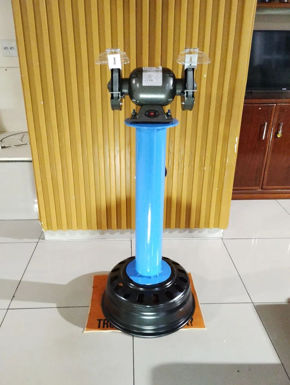 Esmeril de bancada adaptado para pedestal - Foto 2
