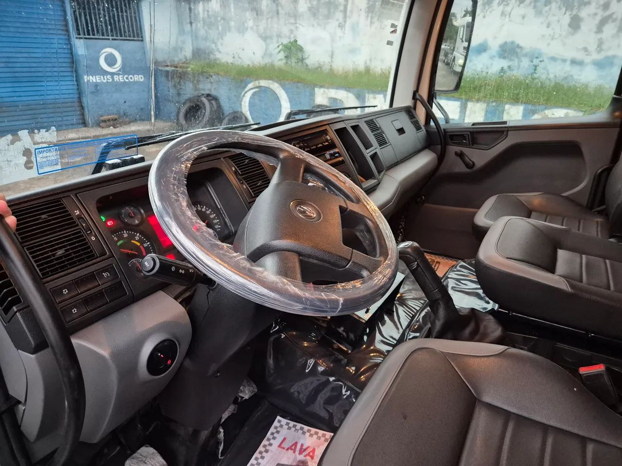 Vw 17260 2023 tanque combinado vacuo e hidrojato - Foto 14