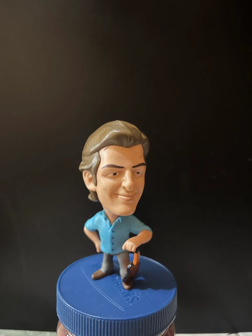 Boneco do cantor Léo (Victor e Léo)