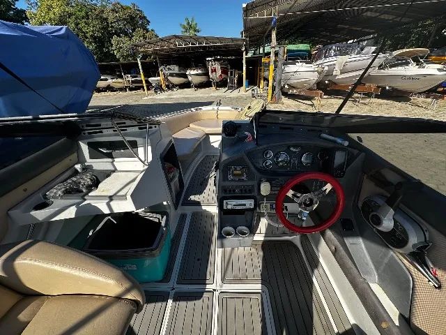 Lancha Ventura 23" Mercury 200HP 2021 - Foto 6