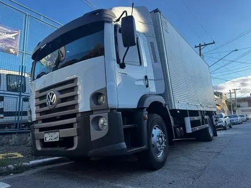 Vw 13.190 2013 Baú Com Plataforma