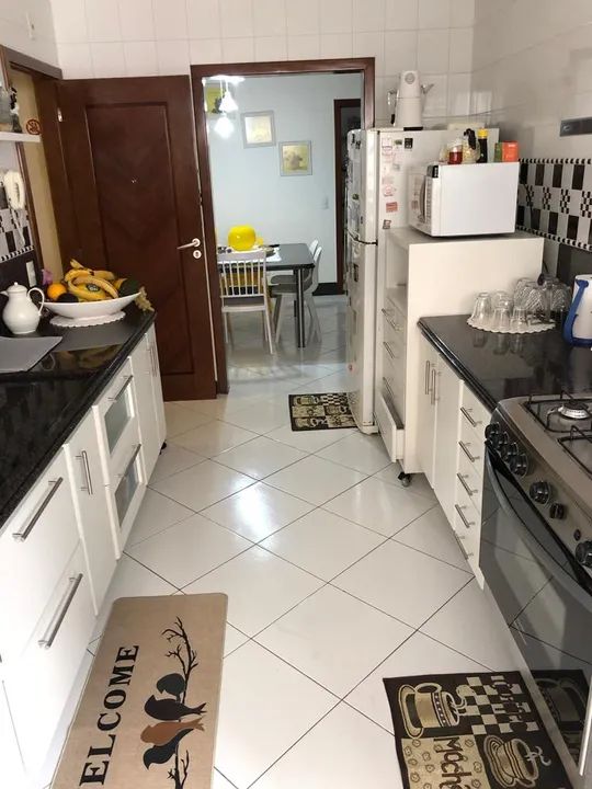 Apartamento para venda possui 260 metros quadrados com 4 quartos em Itapuã - Vila Velha -  - Foto 2