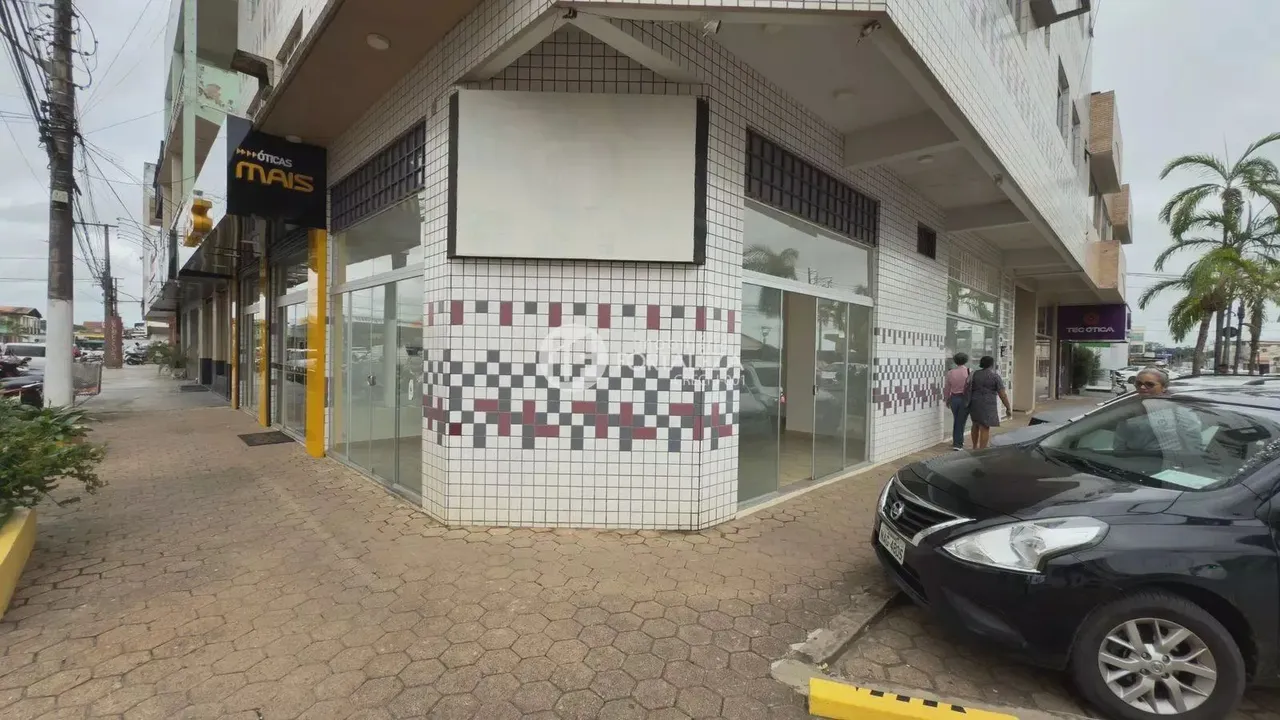 Imóvel para aluguel possui 53 metros quadrados em Bosque - Rio Branco - AC