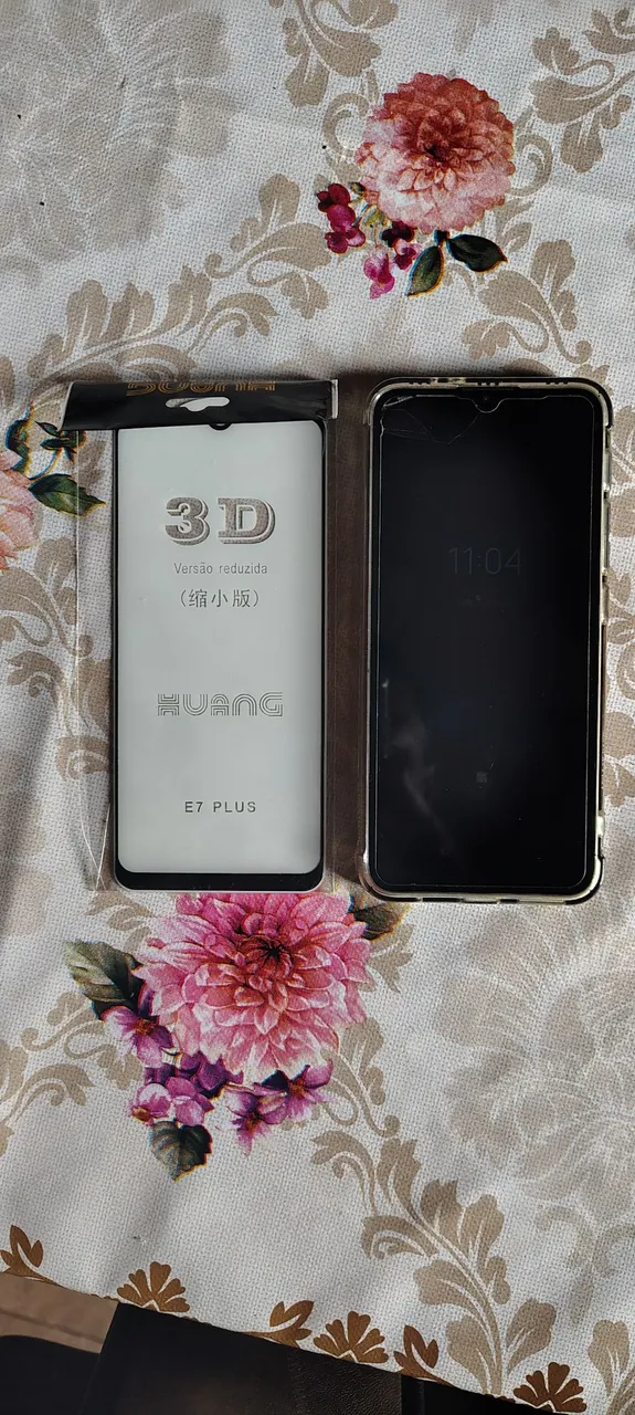 Celular marca Motorola e7 Plus
