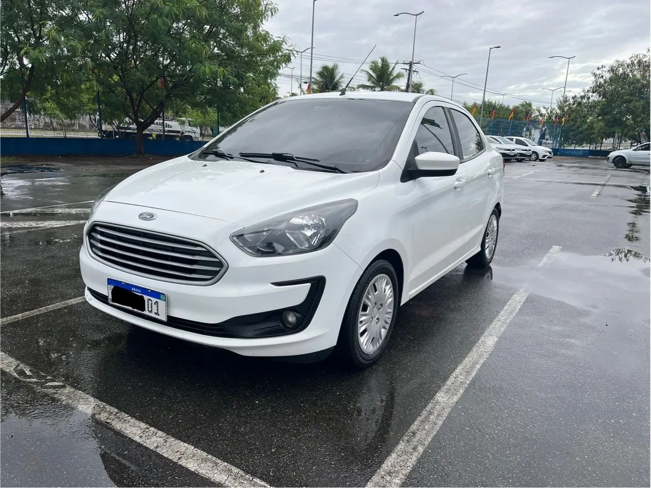 FORD KA SEDAN 1.5 MANUAL COM GNV