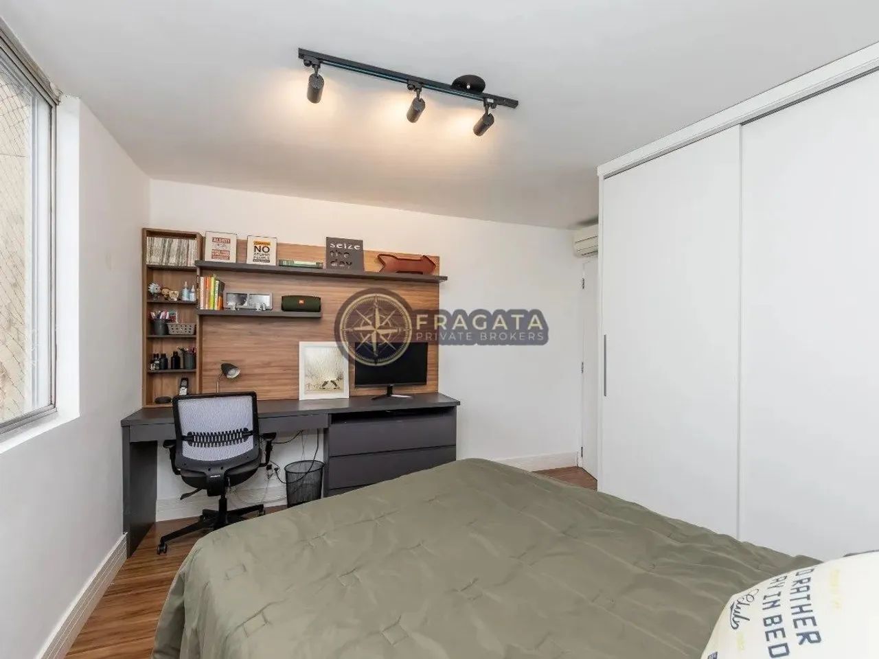 Amplo Apartamento a venda com 178m², 3 dormitórios e 2 vagas no Jardim Paulistano - Foto 7