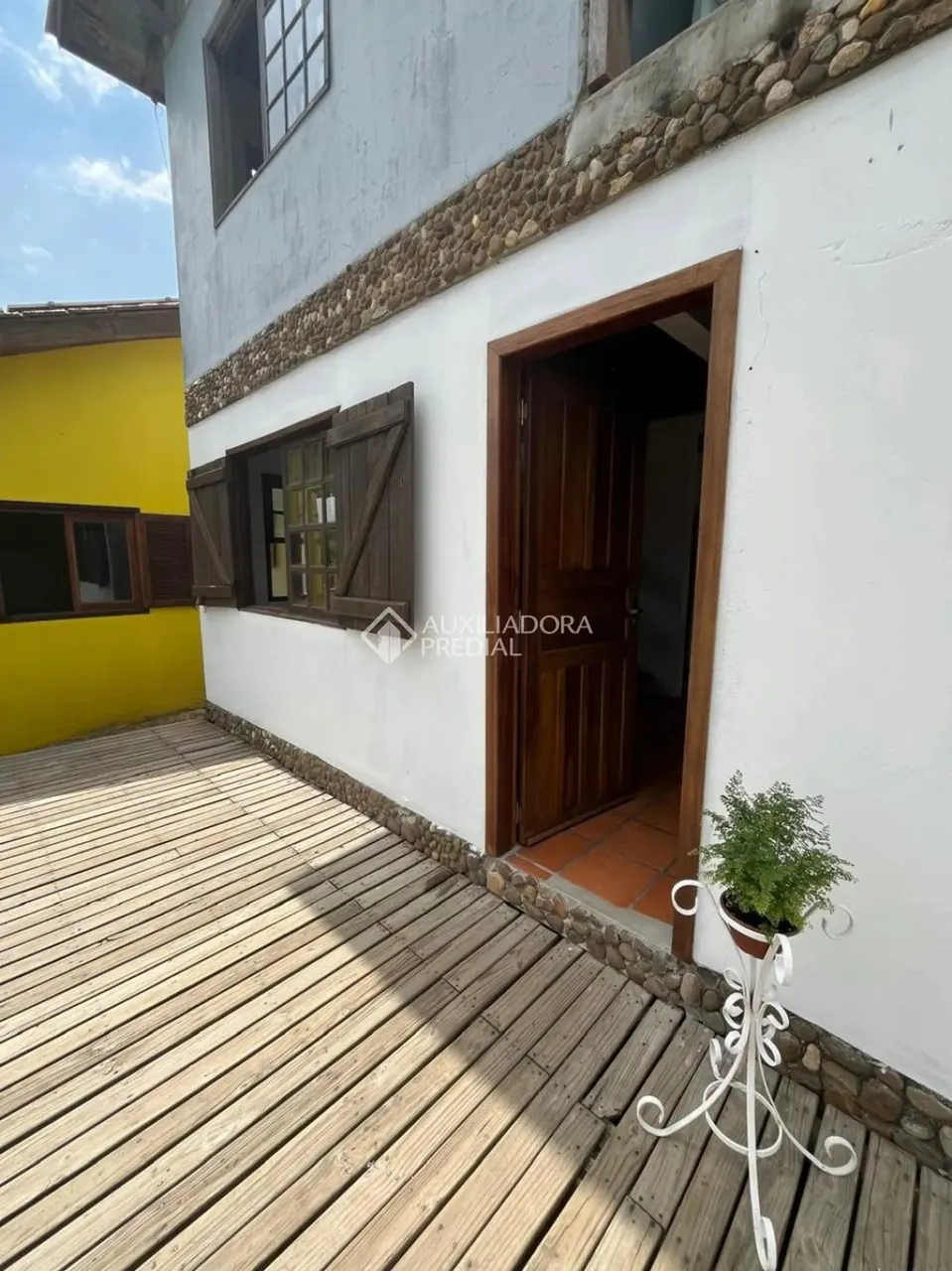 3 flats para locação anual