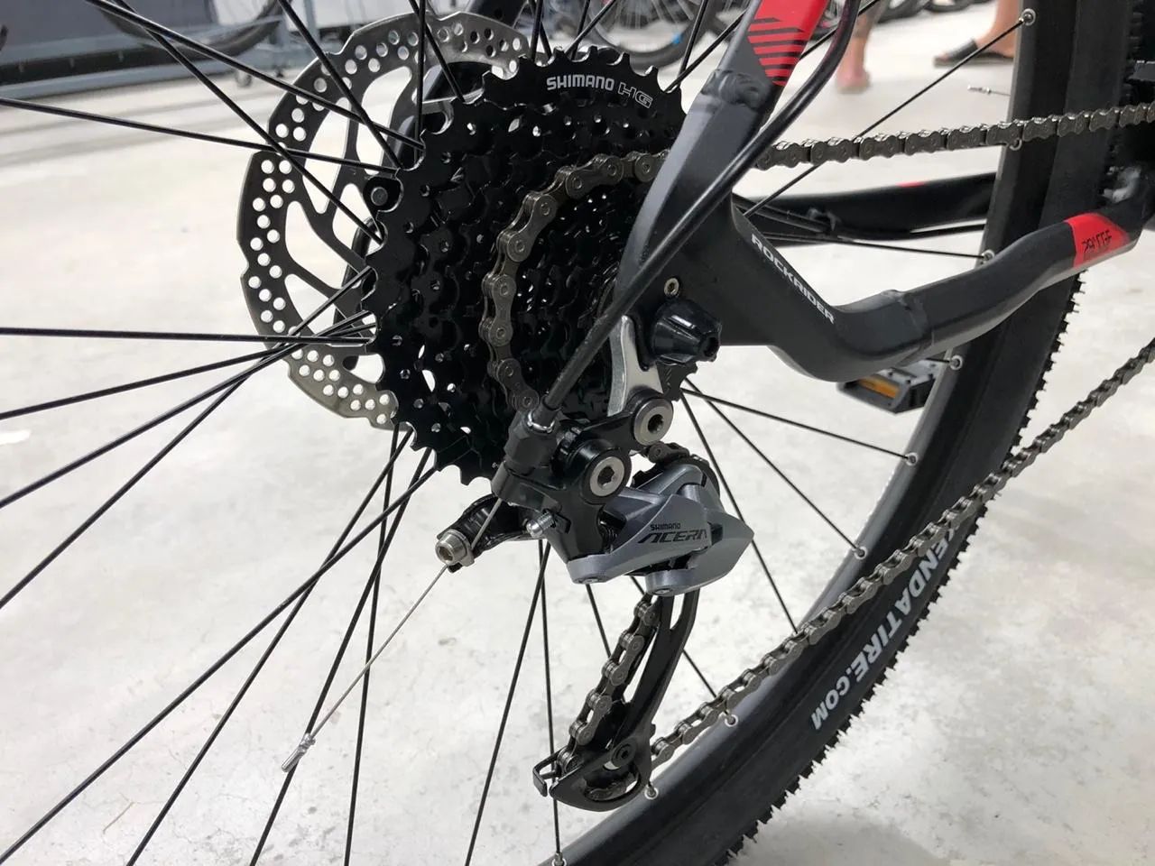 Bicicleta Rockrider ST 520 - Foto 3