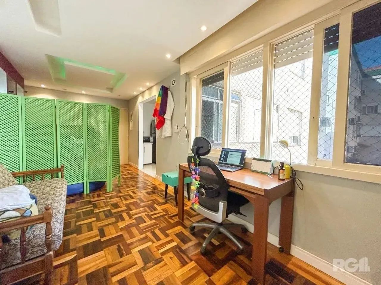Apartamento estilo JK localizado no coração do bairro Passo da Areia - Foto 4