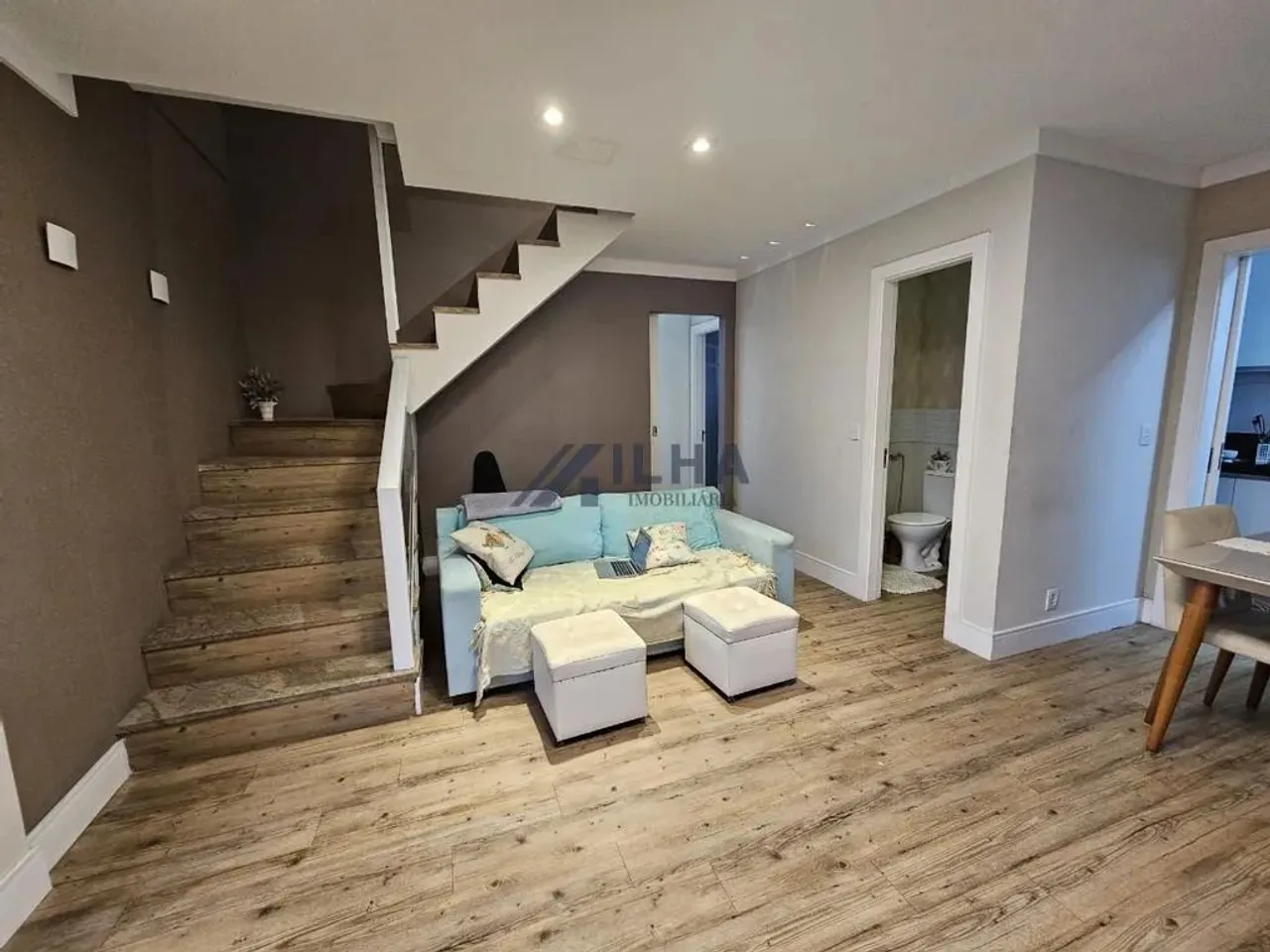 Apartamento para alugar MOBILIADO em Jardim Camburi, com 3 quartos, com 150 m²