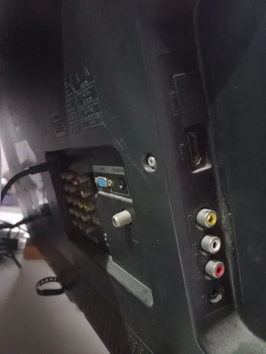 TV Philips LCD 32 polegadas - Foto 3