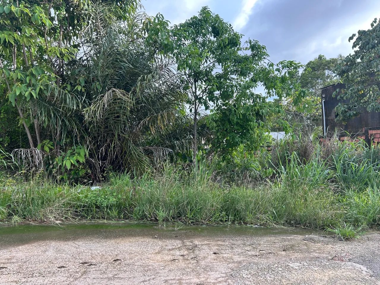 Vende terreno 15x30 central park II aceito carro