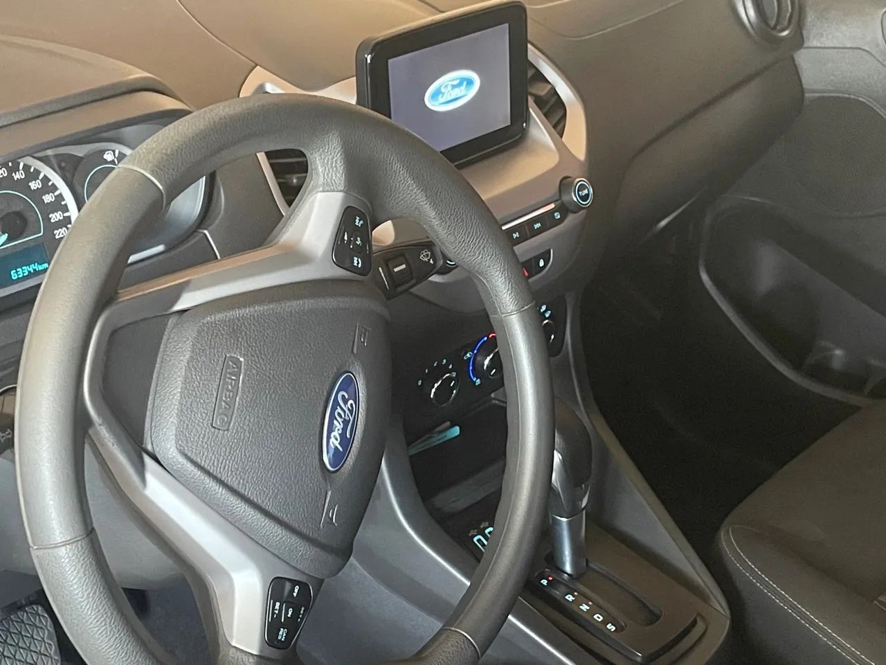 Vende se Ford k sedan 
