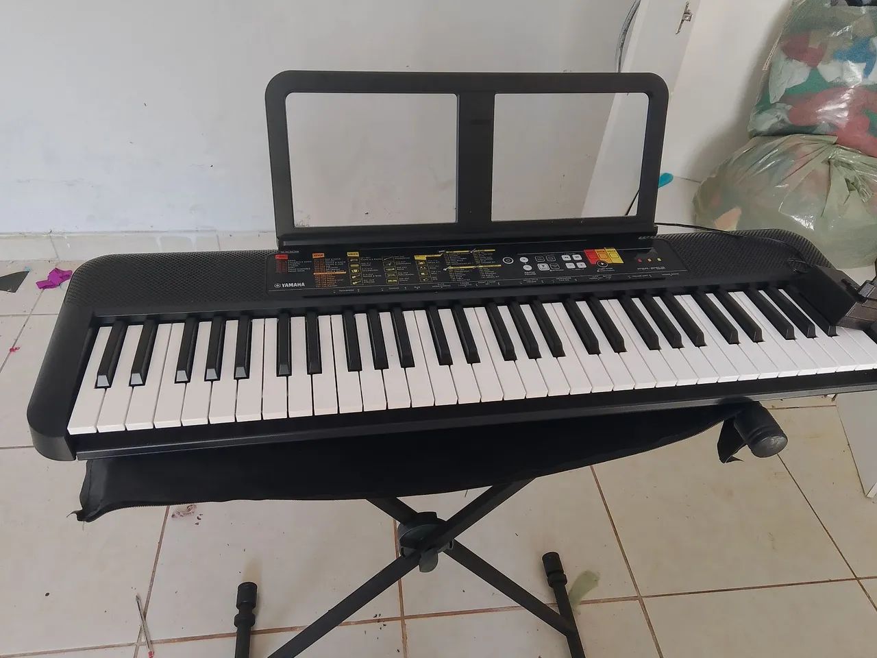 Teclado Yamaha PSR-F52 - Ótimo estado! - Foto 2