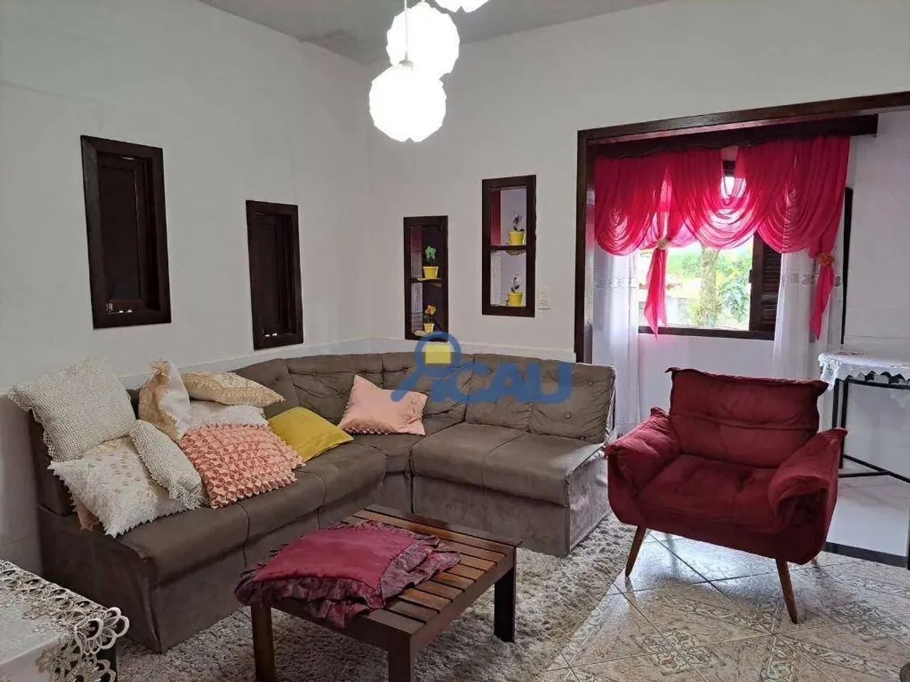 Casa em Gaspar com terreno de 936 m²