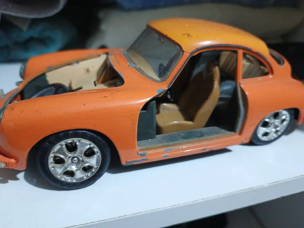 Carro miniatura italiano 