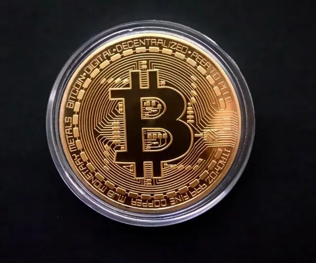 Linda Moeda Física Bitcoin Dourada Para Colecionadores e Entusiastas de Criptomoedas - Foto 2