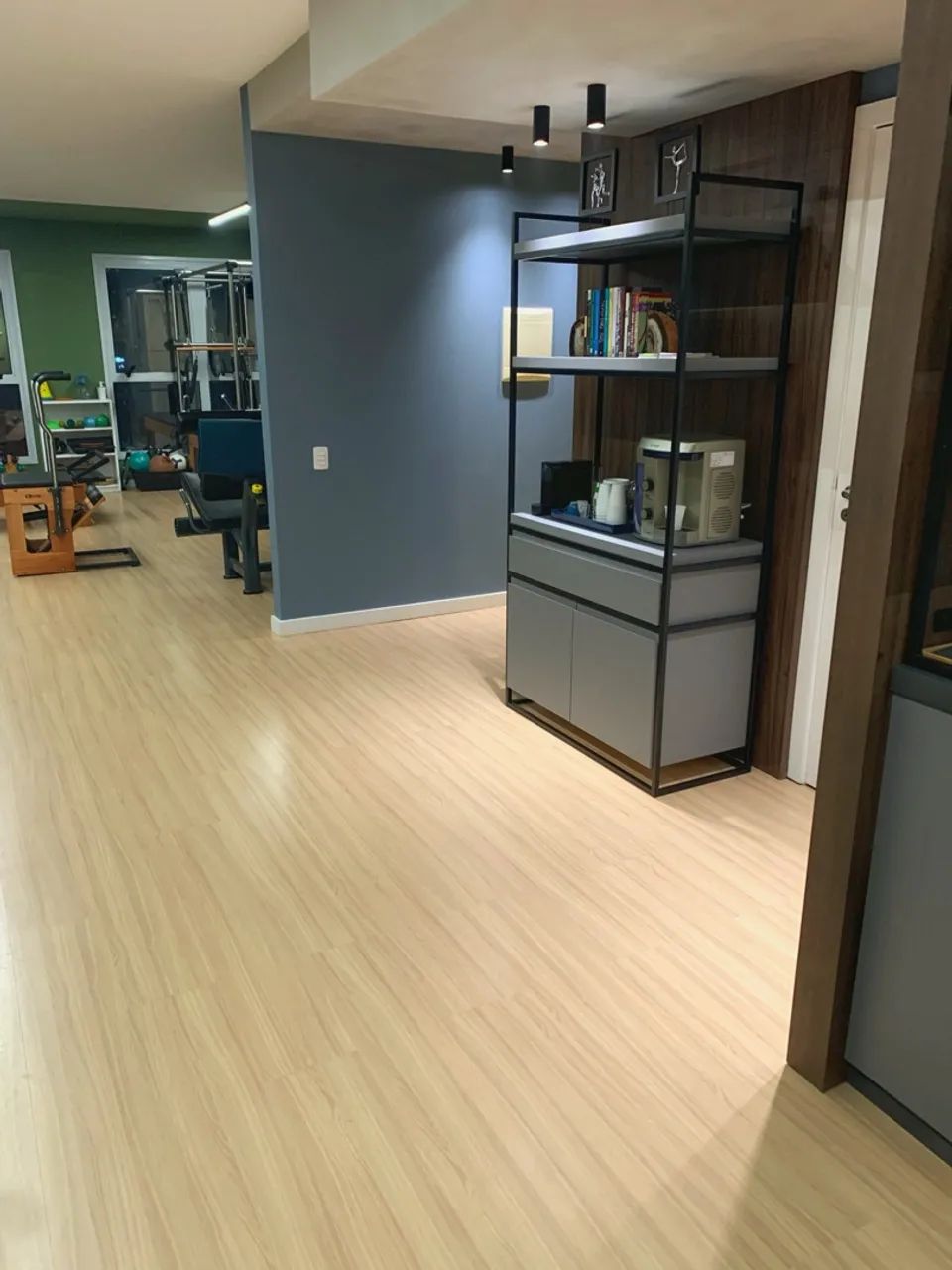 Instalação de Piso Laminado e Rodapés | Qualidade Profissional - Foto 4