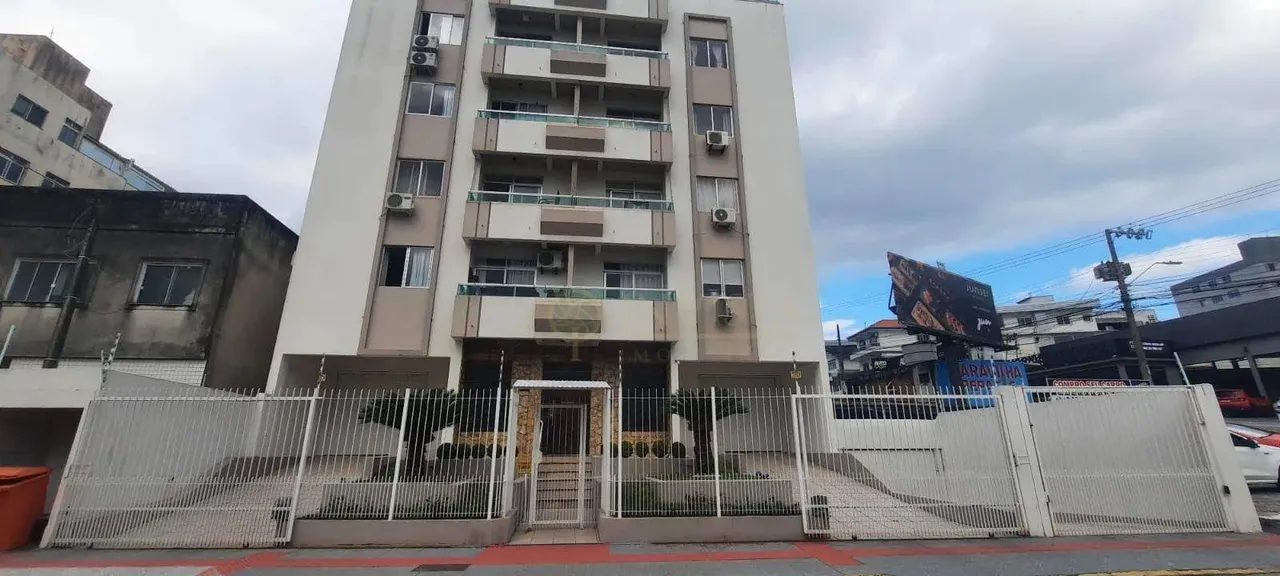 Locação | 45 m², 1 quarto e 1 vaga de garagem - Estreito, em Florianópolis.