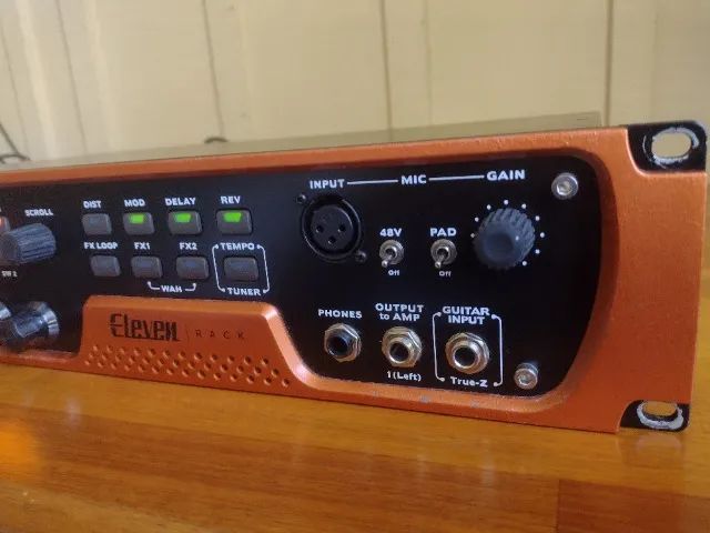 ギター Eleven Rack Processador Eleven Rack Preto/Laranja - Para Guitarra e Gravação