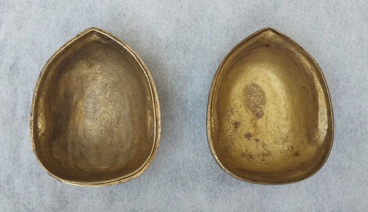 Porta jóias em bronze com formato de noz - Foto 5