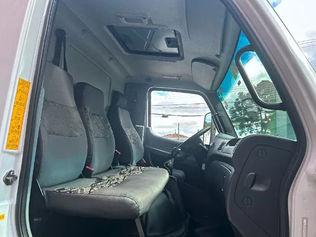 Accelo 815 da Mercedes com cesto aéreo de 13,5m de alcance - Foto 7