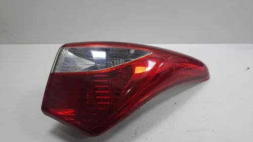 Lanterna Traseira Direita Hb20 Hatch 2013-2016  Direito/passageiro Vermelho