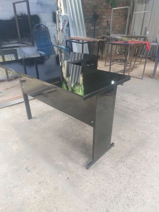 Mesa de Escritório em L Preta - Foto 2