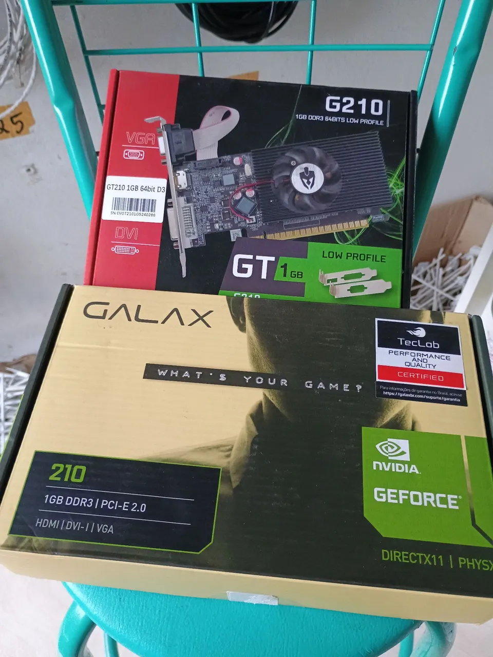 Placa de Vídeo Galax GeForce GT 210 1GB DDR3