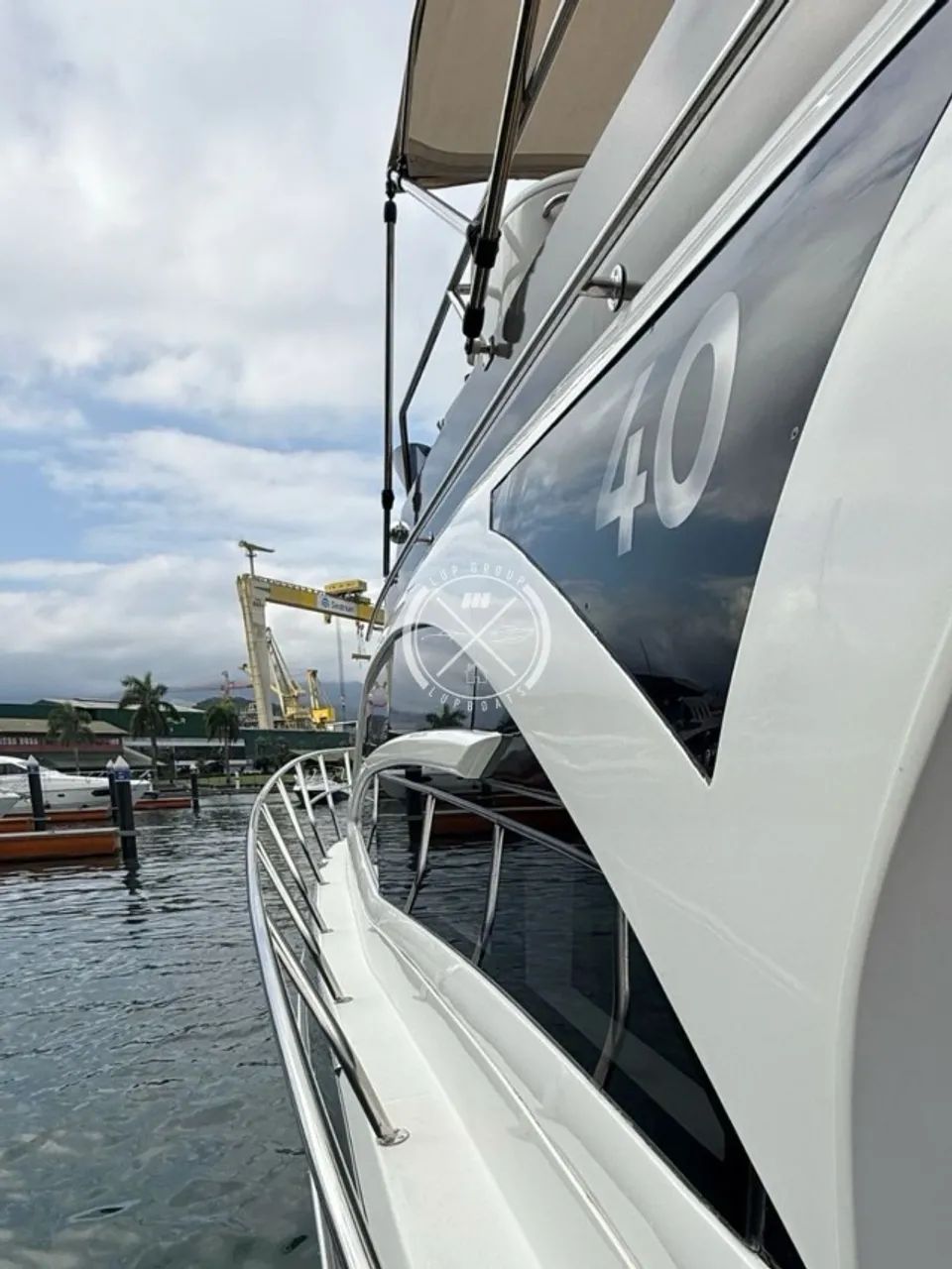 LANCHA REAL 40 LUXURY FLY - 2022 (PHANTOM, CORAL, NX BOATS, VENTURA, FOCKER) - Foto 4