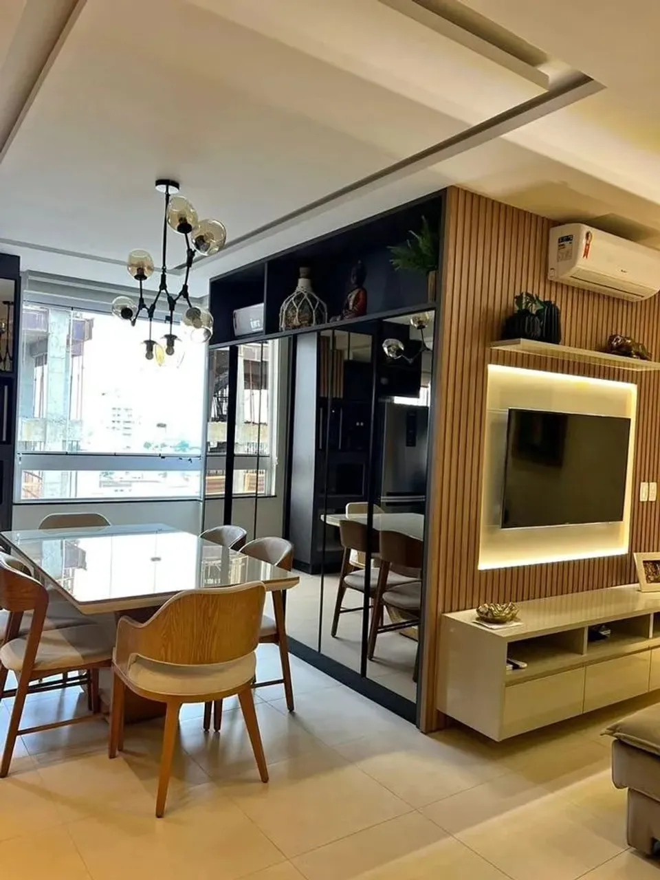 Imóvel para venda possui 79 metros quadrados com 3 quartos em Centro - Balneário Camboriú