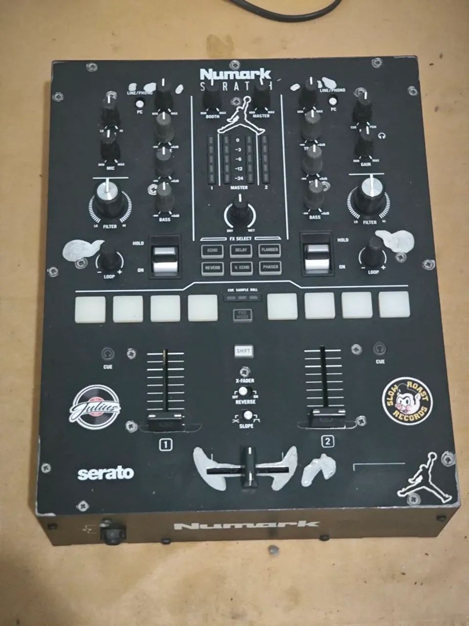 Mixer Controladora Numark Scrasht  com Efeitos