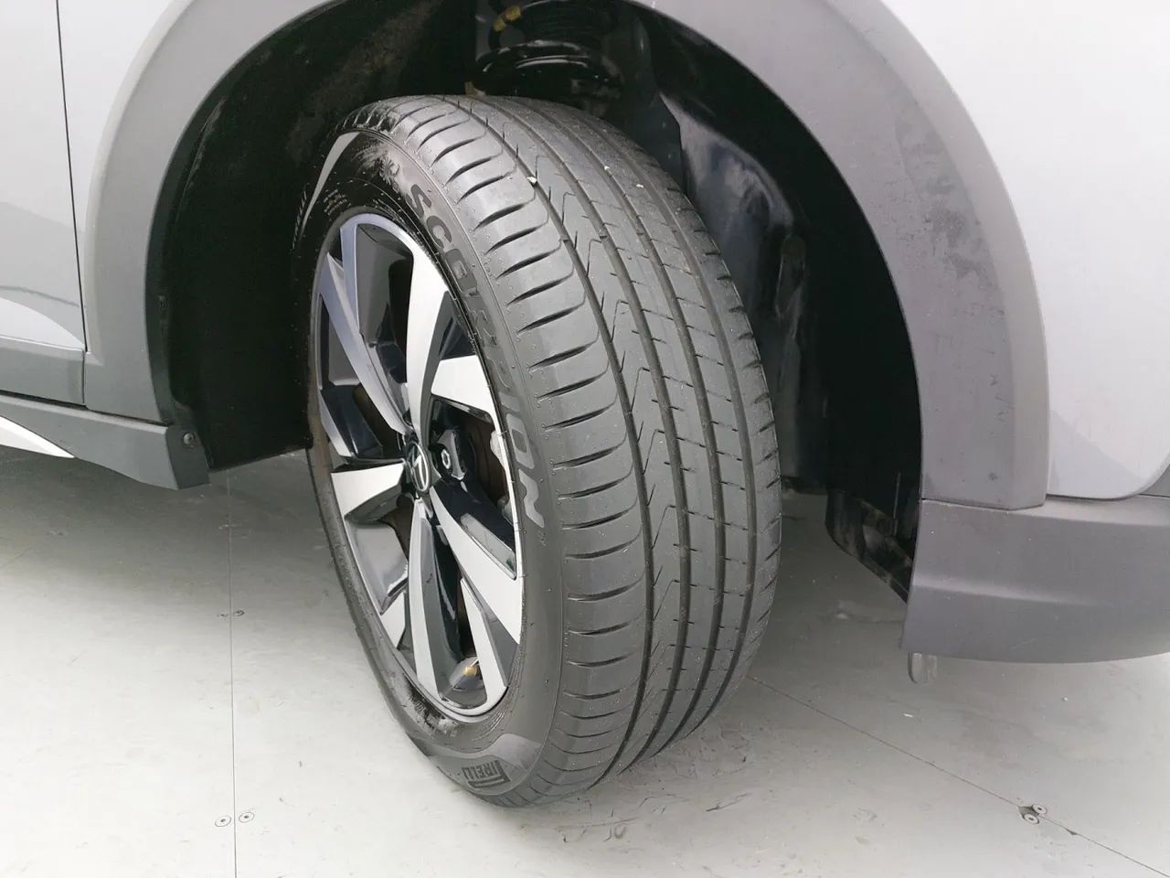 Volkswagen Nivus Highline 1.0 200 TSI Flex Aut., foto 13 de 18