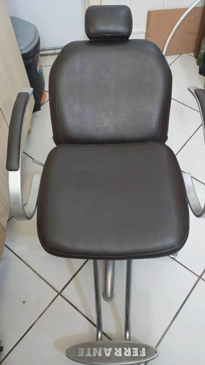 Cadeira de Barbeiro - Ferrrante - Foto 2