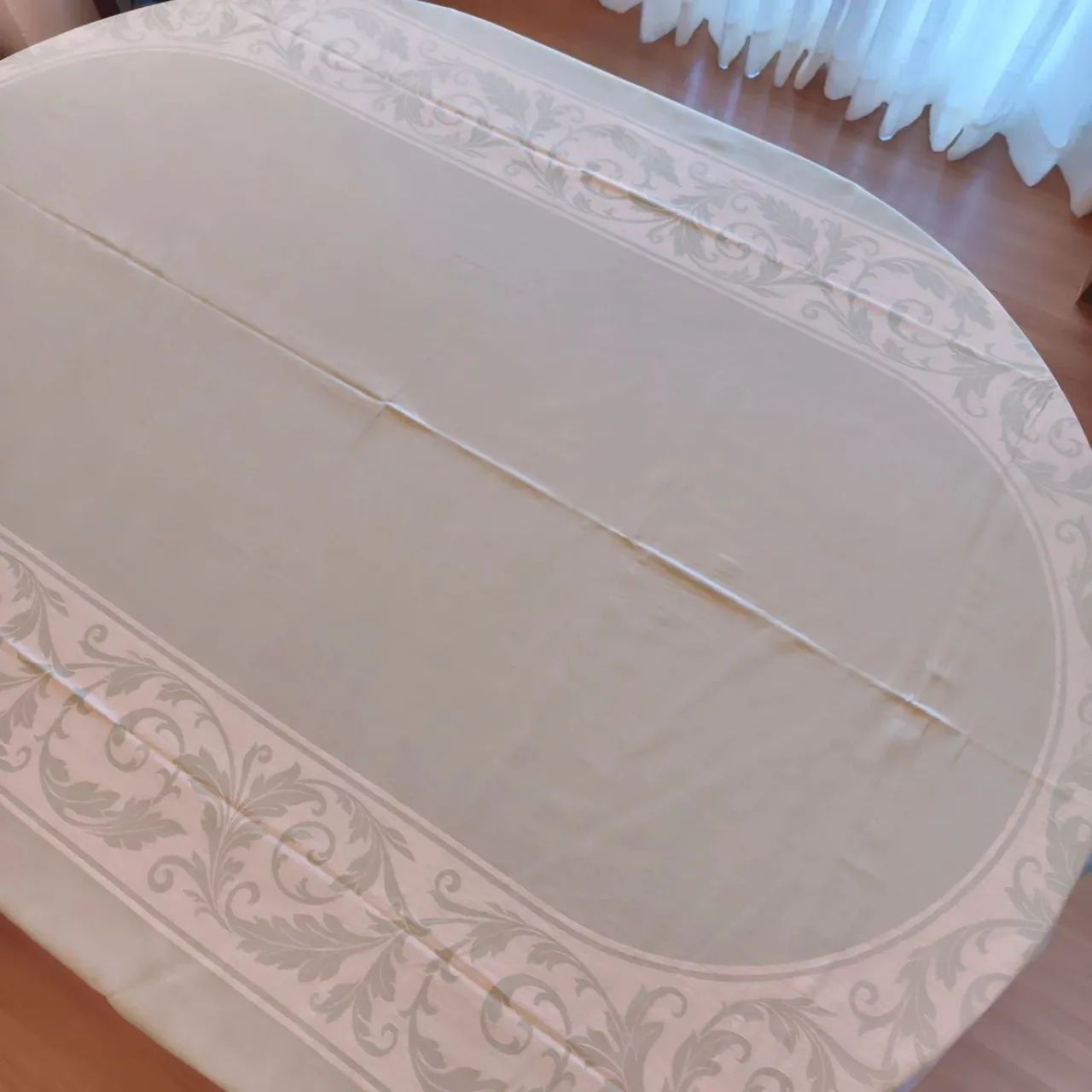 Toalha de mesa em jacquard, com 6 guardanapos  - Foto 3