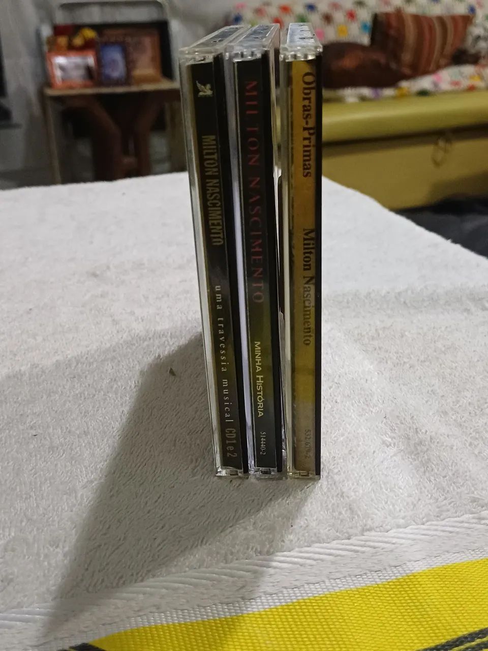 03 CDS sendo um Duplo do cantor Milton Nascimento  - Foto 4