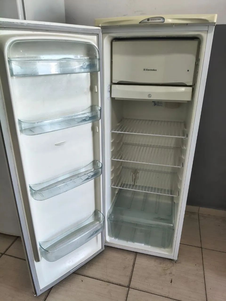 Geladeira Electrolux  - Foto 2