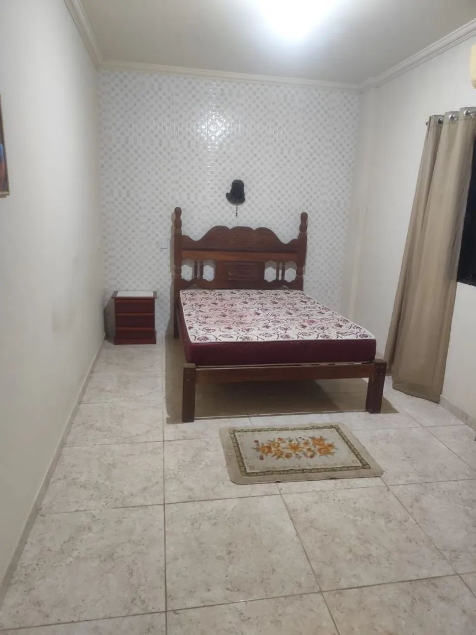 Alugo casa no ibc