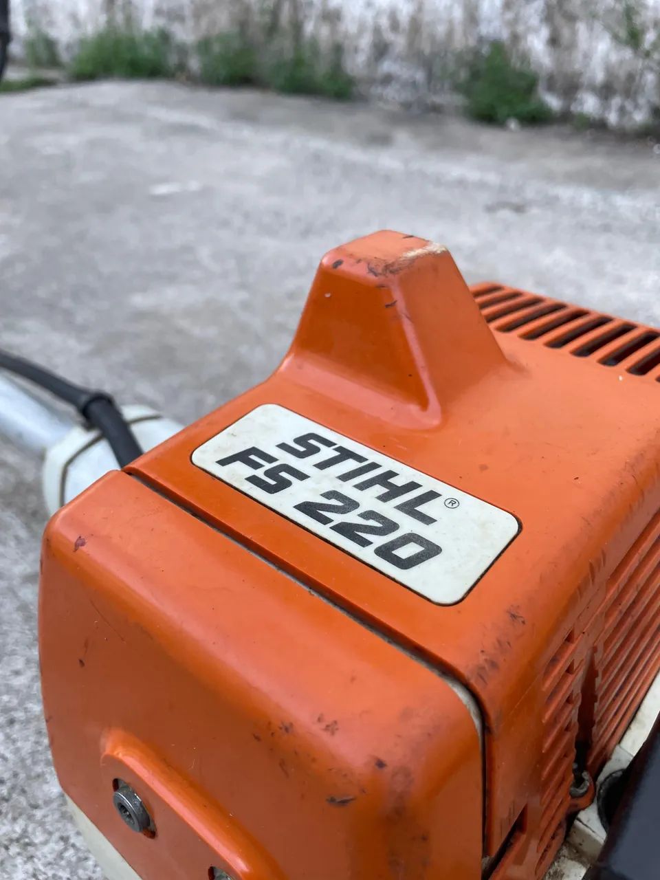 Vende-se esta roçadeira Stihl - Foto 6
