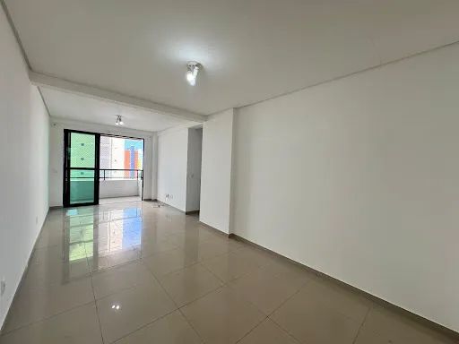 Amplo Apartamento de 70m2 com 2 Quartos, em Manaíra