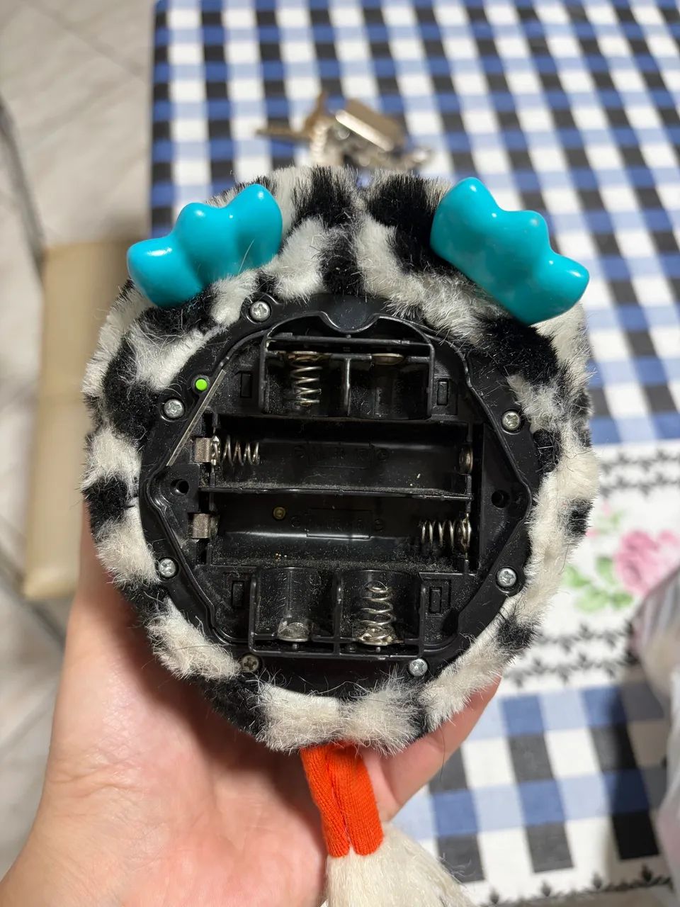 Furby preto e branco com azul brinquedo antigo - Foto 3