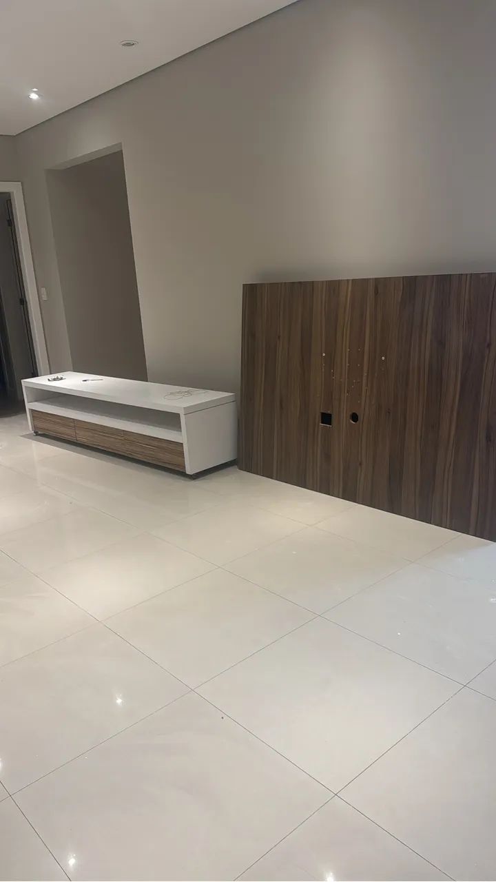 Rack 2,20m com painel de TV
