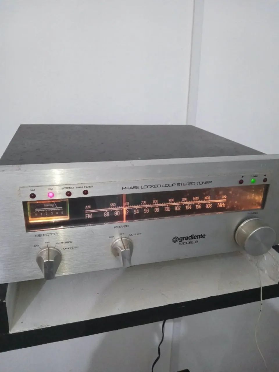 SINTONIZADOR DE RÁDIO AM/FM GRADIENTE MODEL 8 - Foto 2