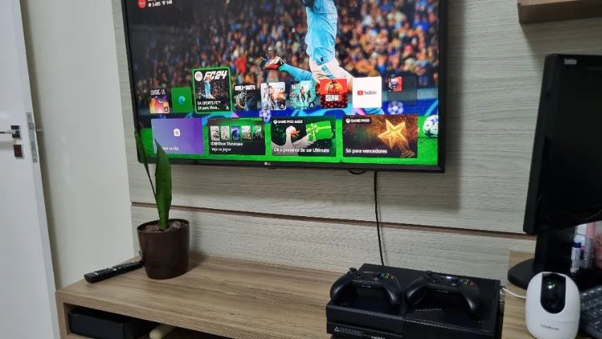 Console Xbox One fat 1TB + 2 controles + headset Hyperx Cloud Stinger Core Preto - Foto 5