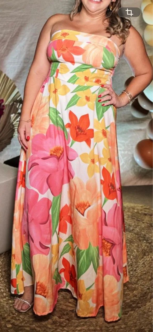 Vestido florido bem conservado 